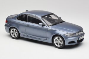 BMW 1 E82 クーペ ブルー Kyosho 1:18 80430427065 メタル - 画像 6/8