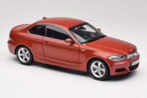 BMW 1 E82 クーペ オレンジ Kyosho 1:18 80430427064 メタル - 画像 6/8