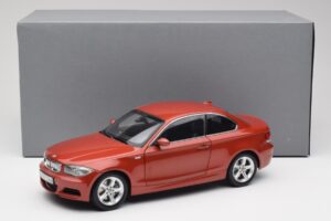 BMW 1 E82 クーペ オレンジ Kyosho 1:18 80430427064 メタル - 画像 8/8