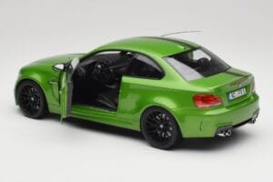 BMW 1シリーズ E82 Coupe Taiga Green Metallic Minichamps 1:18 110020024 メタル - 画像 5/8