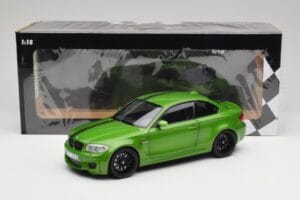 BMW 1シリーズ E82 Coupe Taiga Green Metallic Minichamps 1:18 110020024 メタル - 画像 8/8