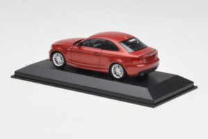 BMW 1M E82 オレンジ Minichamps 1:43 413020023 メタル - 画像 3/5