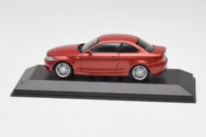 BMW 1M E82 オレンジ Minichamps 1:43 413020023 メタル