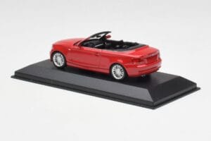 BMW 1シリーズ E88 カブリオレ クリムゾンレッド Minichamps 1:43 431026230 メタル - 画像 3/5