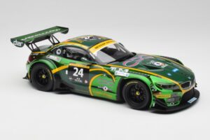 BMW Z4 E89 GT3 #24 Saudi Falcons K. Al Faisal / A. Binladen Dubai 24 Hours 2013 Minichamps 1:18 151132324 メタル - 画像 4/6