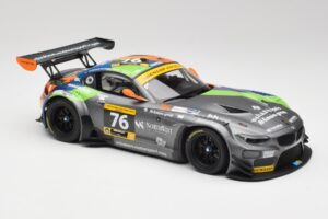 BMW Z4 E89 GT3 #76 Schubert Motorsport Dubai 24 Hours 2014 Minichamps 1:18 151142376 メタル - 画像 4/6