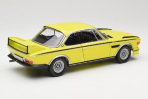 BMW 3.0 CSL E9 イエロー Minichamps 1:18 180029028 メタル - 画像 3/8