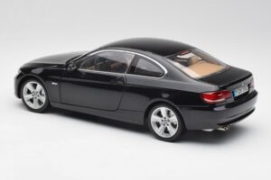 BMW 3 E92 クーペ ブラック Kyosho 1:18 80430407222 メタル - 画像 7/8