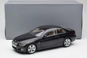 BMW 3 E92 クーペ ブラック Kyosho 1:18 80430407222 メタル - 画像 8/8