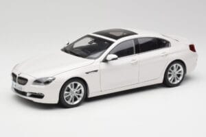 BMW 6 F06 Gran Coupe ミネラルホワイト Paragon 1:18 80432218741 メタル