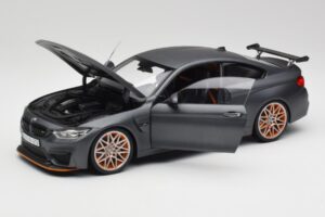 BMW M4 F82 GTS フローズングレー Minichamps 1:18 80432411555 メタル - 画像 2/8