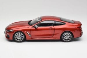 BMW M850i G15 オレンジ メタリック Norev 1:18 183285 メタル - 画像 4/8