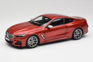 BMW M850i G15 オレンジ メタリック Norev 1:18 183285 メタル