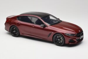 BMW M850i G15 M Performance Melbourne Red Metallic GT Spirit 1:18 GT493 レジン - 画像 4/6