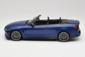BMW M4 G82 カブリオレ Frozen Portimao Blue Minichamps 1:18 155021030 メタル - 画像 3/6