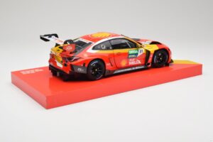 BMW M4 GT3 G82 #31 S. van der Linde Team Schubert DTM Champion 2022 Minichamps 1:18 113222331 メタル - 画像 3/8