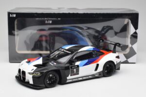 BMW M4 GT3 Presentation Car 2021 Minichamps 1:18 155212000 メタル - 画像 6/6