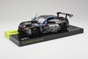 BMW M4 GT3 G82 #46 V. Rossi WRT Test 2023 Minichamps 1:18 113232246 メタル - 画像 2/8