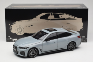 BMW i4 G26 Grey Metallic Minichamps 1:18 110023010 メタル - 画像 8/8