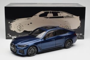 BMW i4 M50 G26 Portimao Blue Minichamps 1:18 110023012 メタル - 画像 8/8