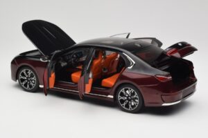 BMW i7 G70 Black & Red Metallic Minichamps 1:18 110023201 メタル - 画像 5/8
