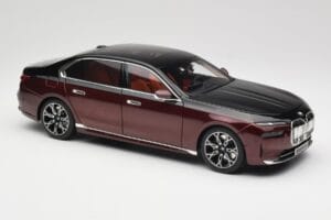 BMW i7 G70 Black & Red Metallic Minichamps 1:18 110023201 メタル - 画像 6/8