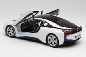 BMW i8 クリスタルホワイト Paragon 1:18 80432336841 メタル - 画像 5/8