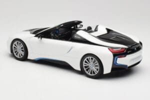 BMW i8 Roadster I15 ホワイトメタリック Minichamps 1:18 155027031 メタル - 画像 5/6