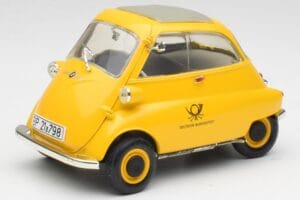 BMW Isetta 250 Deutsche Bundespost Revell 1:18 925 メタル