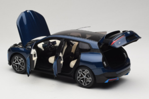 BMW iX Blue Metallic Minichamps 1:18 110023100 メタル - 画像 5/8
