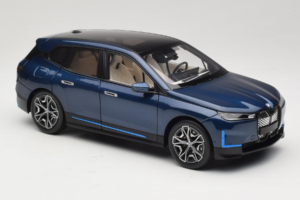 BMW iX Blue Metallic Minichamps 1:18 110023100 メタル - 画像 6/8