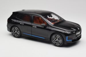 BMW iX Sapphire Black Minichamps 1:18 110023101 メタル - 画像 6/8