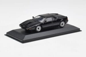 BMW M1 ブラック Minichamps 1:43 940025021 メタル - 画像 2/4