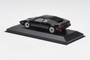 BMW M1 ブラック Minichamps 1:43 940025021 メタル - 画像 3/4