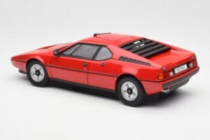 BMW M1 レッド Norev 1:18 183220 メタル - 画像 7/8