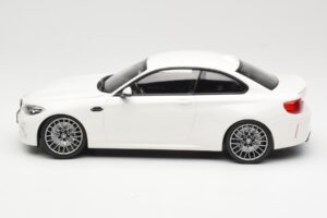 BMW M2 Competition F87 ホワイト Minichamps 1:18 155028000 メタル - 画像 3/6