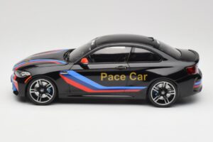 BMW M2 F87 Pace Car Minichamps 1:18 155026106 メタル - 画像 3/6