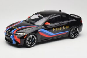 BMW M2 F87 Pace Car Minichamps 1:18 155026106 メタル