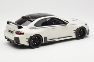 BMW M2 G87 M Performance ホワイト GT Spirit 1:18 GT476 レジン - 画像 2/6