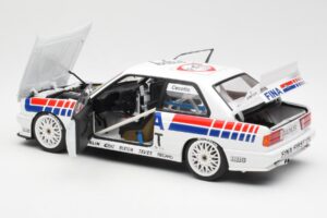 BMW M3 E30 #7 Fina J. Cecotto DTM 1992 AUTOart 1:18 89246 メタル - 画像 4/7