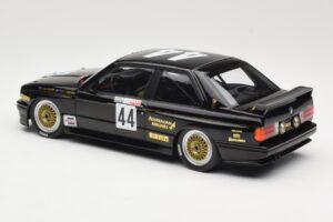 BMW M3 E30 JPS Team BMW #44 J. Richards / T. Longhurst Class Winners Bathurst 1000 1987 Minichamps 1:18 155872044 メタル - 画像 5/6
