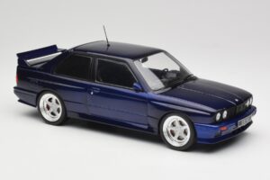 BMW M3 E30 Macau Blue IXO 1:18 18CMC122 メタル - 画像 4/6