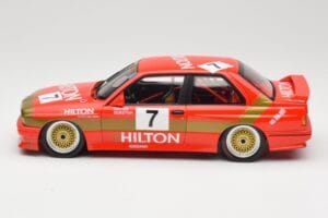 BMW M3 E30 #7 D. Quester 2nd Place Guia Race Macau 1987 Minichamps 1:18 155872007 メタル - 画像 3/6