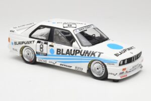 BMW M3 E30 Team Schnitzer #8 O. Manthey DTM 1988 Minichamps 1:18 155882008 メタル - 画像 4/6