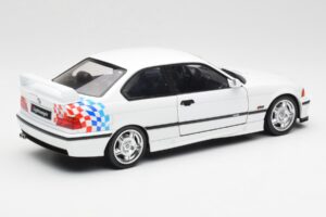 BMW M3 E36 Lightweight ホワイト Solido 1:18 S1803903 メタル - 画像 3/8