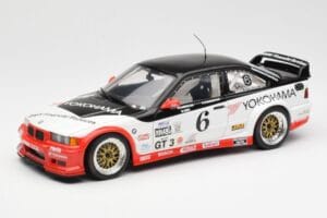 BMW M3 E36 GTR #0 B. Auberlen / M. Simo / P. Cunningham Daytona 24 Hours 1998 UT Models 1:18 39816 メタル