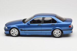 BMW M3 E36 セダン ブルー Otto 1:18 OT1082 レジン - 画像 3/6