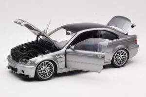 BMW M3 E46 CSL シルバー Kyosho 1:18 08506S メタル - 画像 2/8
