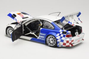 BMW M3 E46 GTR #24 D. Muller / J. Muller / H.-J. Stuck ALMS 2001 Minichamps 1:18 80430139184 メタル - 画像 5/8