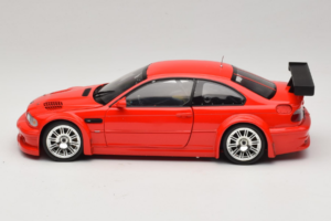 BMW M3 E46 GTR Street レッド Minichamps 1:18 100012101 メタル - 画像 4/8